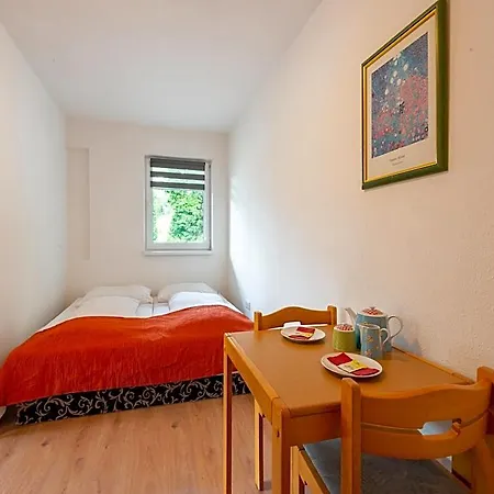 Attractive With Terrace, Cleaning Included Appartamento *