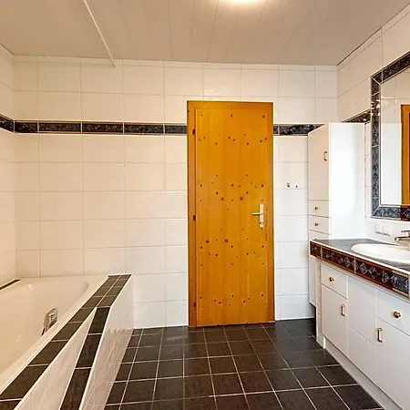 Attractive With Terrace, Cleaning Included Appartamento